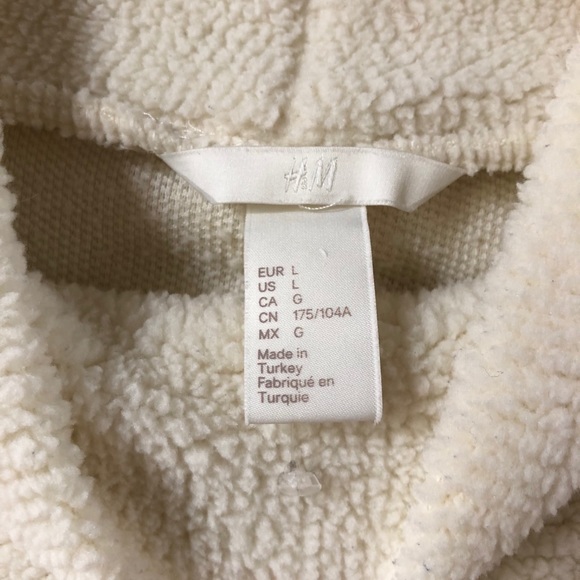 H&M White Fuzzy Mockneck Sweater - Picture 2 of 2